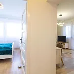 Hillside Apartament *
