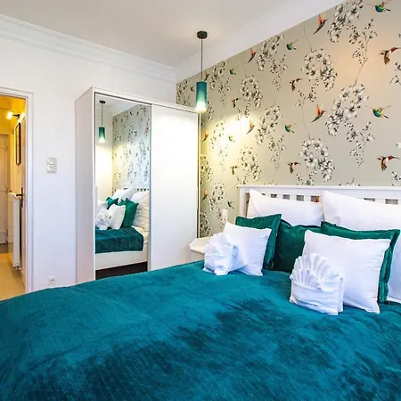 Apartament Hillside *